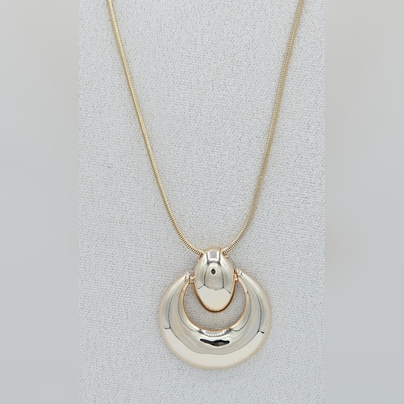 PARK LANE Gold-toned Circle Pendant Necklace - Picture 7 of 9